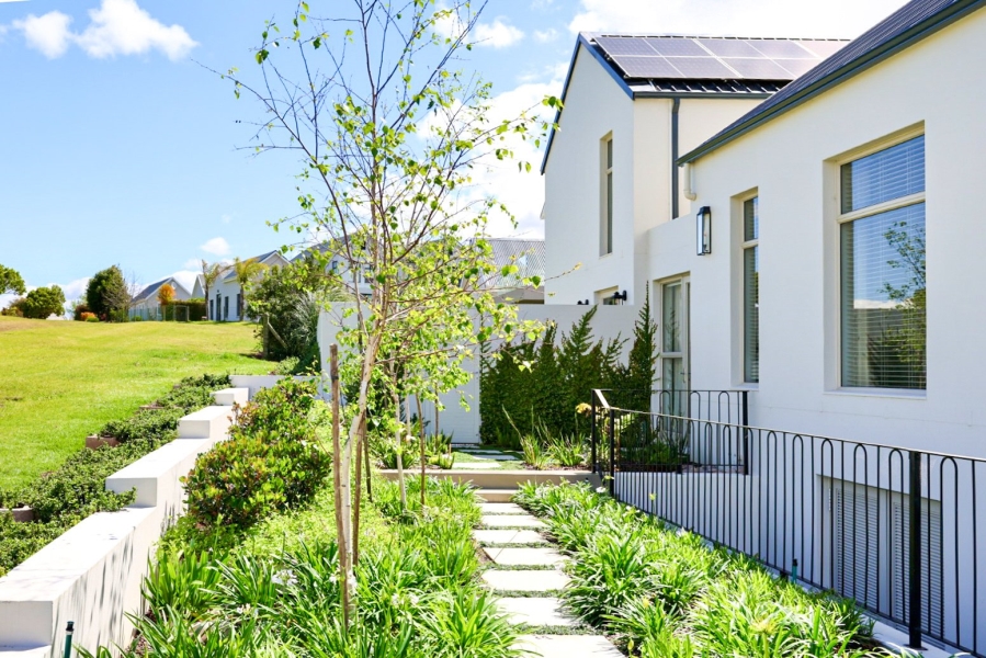 To Let 3 Bedroom Property for Rent in Kingswood Golf Estate Western Cape